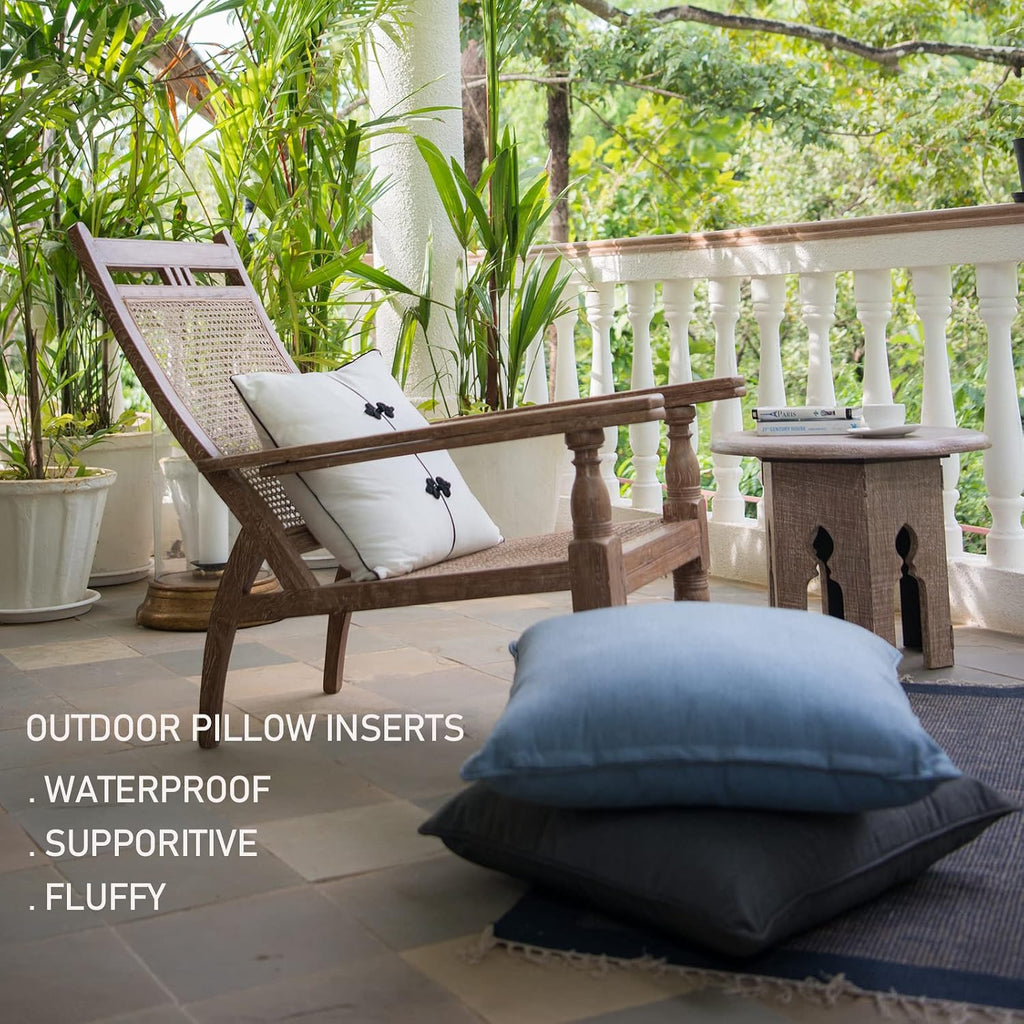 White Waterproof 4-Pack 20x20 Pillow Inserts