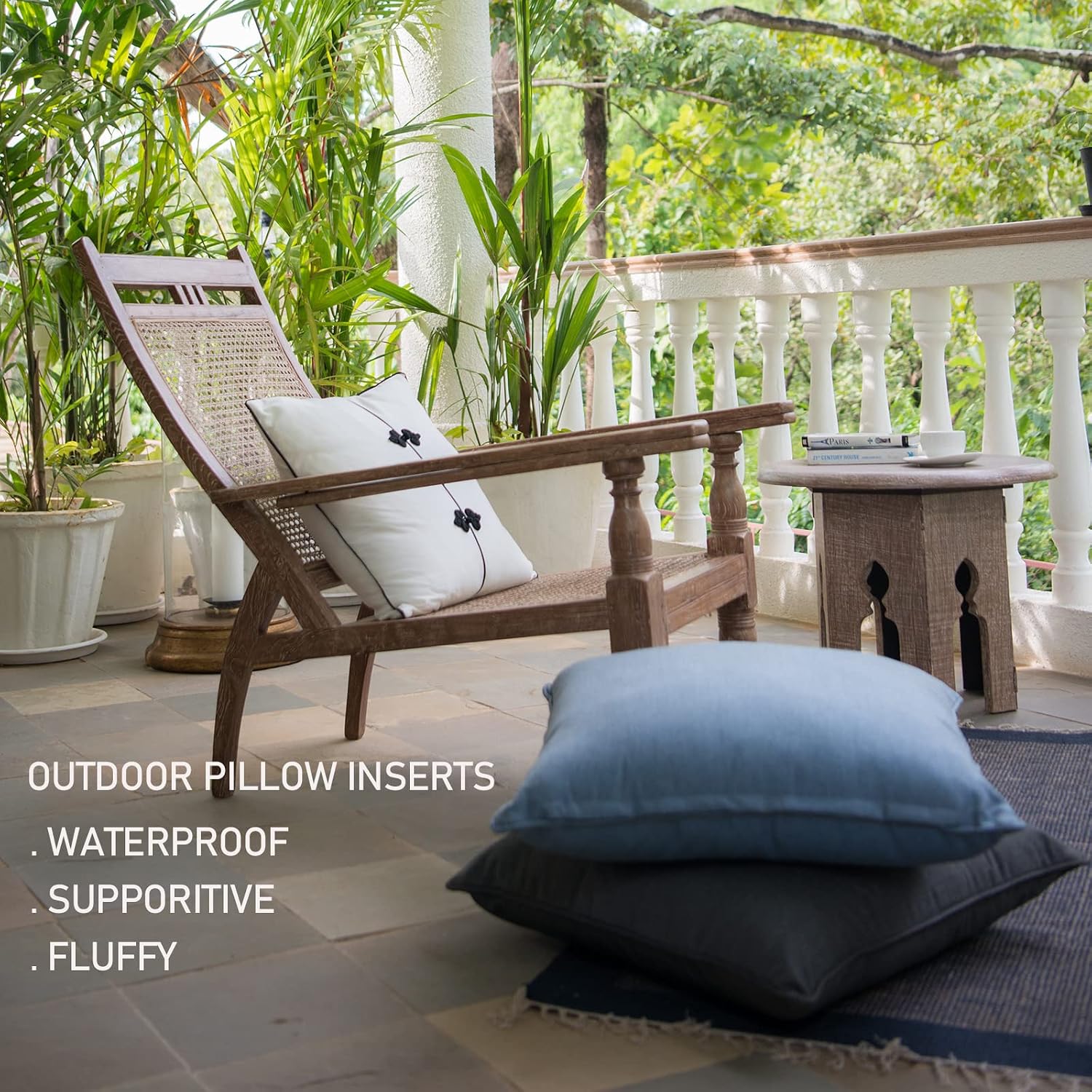 White Waterproof 4-Pack 20x20 Pillow Inserts