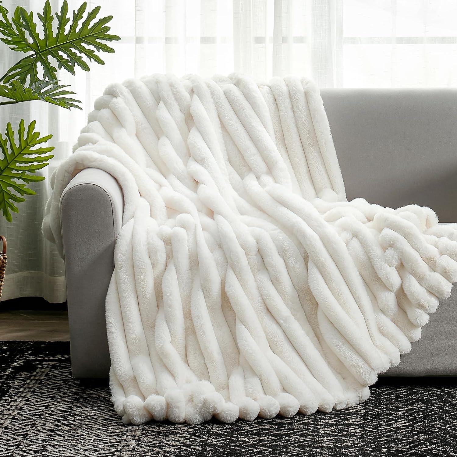 Cream White Striped Faux Fur Throw Blanket 60x80